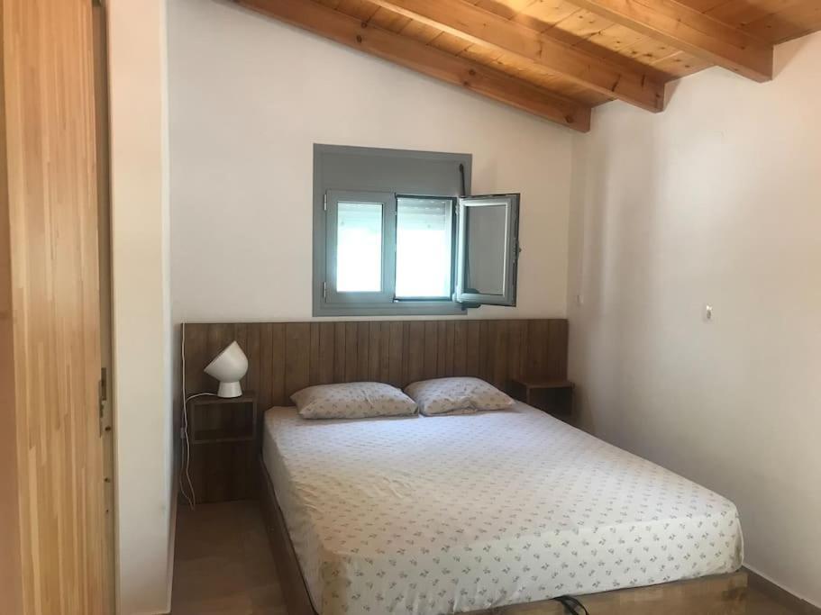 Πέτρινη Κατοικία Στην Αίγινα - Stone House In Aigina Khloi Eksteriør billede